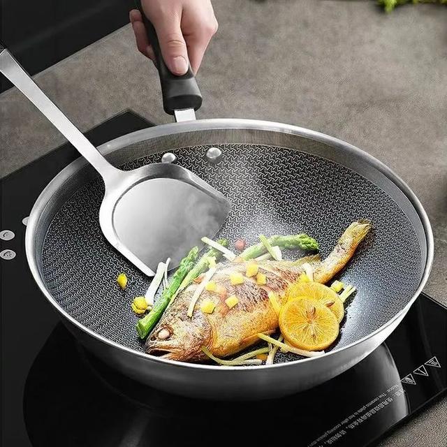 苏泊尔真不锈炒锅，苏泊尔炒锅好吗（30个“武汉名品”）