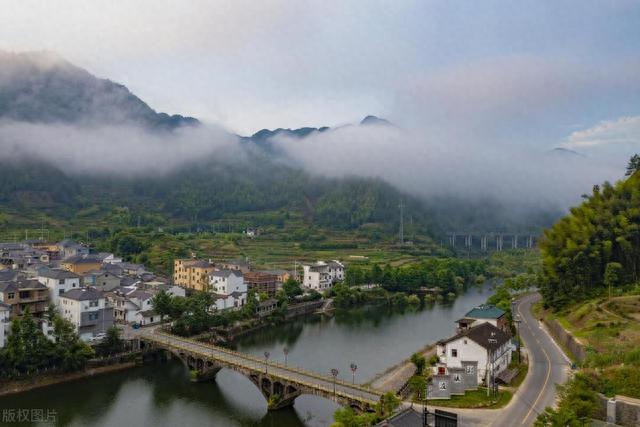 探索开化县：美食与冷门旅游景点的独特魅力