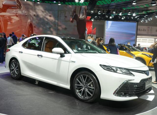 中级车销量排行榜，2018轿车销量排行榜是什么（凯美瑞“降温”）