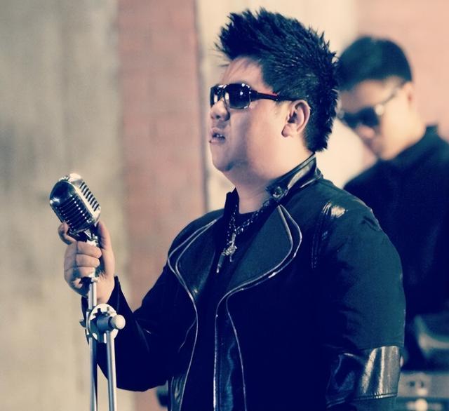 27岁盲人歌手杨光，终为自己的狂妄付出代价