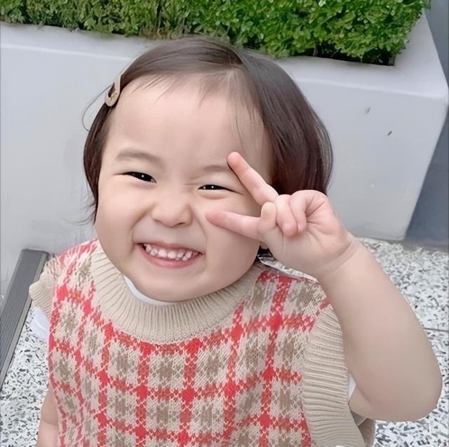 萌小孩搞怪头像微信，萌小孩搞怪头像（萌娃可爱搞笑怪诞头像合集）