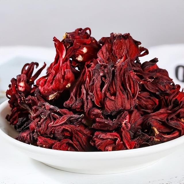 洛神花的功效与作用，洛神花和玫瑰花的功效与作用（建议常喝4款“养颜”茶）