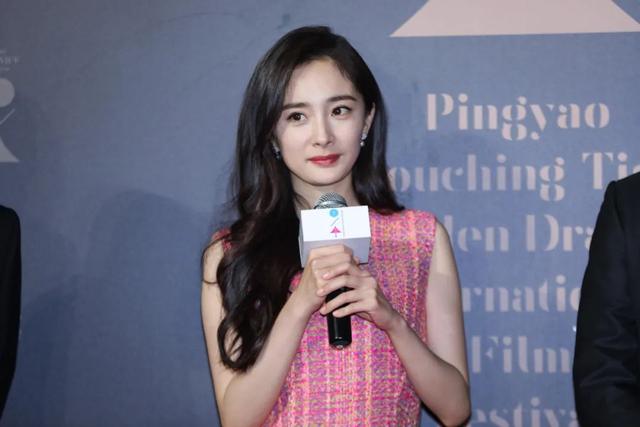 盘龙卧虎高山顶的演员，盘龙卧虎高山顶的演员是谁（把汤唯和蒋勤勤等女星放在一起）