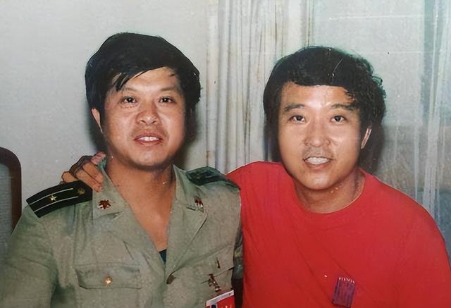冯巩昔日两任搭档，当年的搭档牛群已消失匿迹