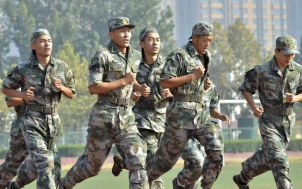 二本军校最低录取分数线是多少，二本军校最低录取分数是多少（录取分数不高的6所军校）