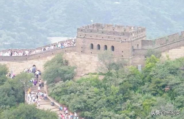 北京的长城作文2篇，介绍北京长城的满分作文（长城游记）