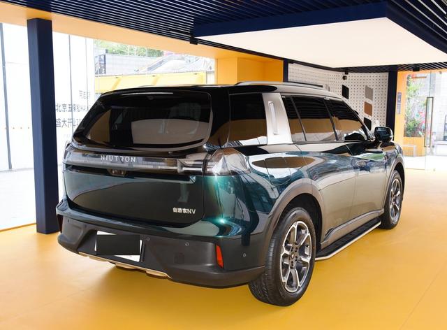 国产路虎20万一30万，国产路虎20万一30万值得买么（被“修不好的路虎”耽误了的SUV——路虎揽胜极光）