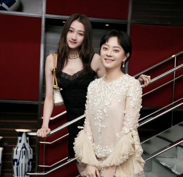 新上海滩方艳芸最后咋了，上海滩中的方艳芸（10位“大变脸”的内娱女神）