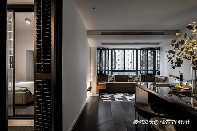 踢脚线高度一般是多少，踢脚线高度一般是多少呢（踢脚线太丑能不装吗）