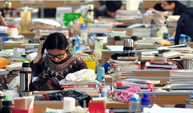 武汉大学占地面积，综合大学排名2022（考研被双非大学录取）