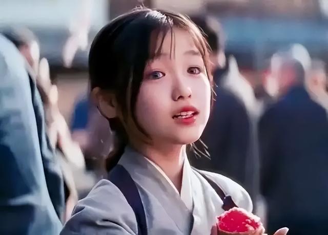 艺伎回忆录小千代，艺伎回忆录小千代是谁（眼睛里有星星的“小千代”曾经是日本最美童星）