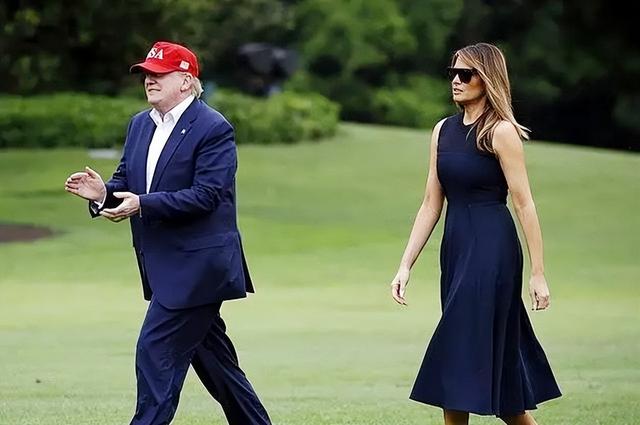 特朗普第一任妻子伊万卡简历，人前美丽端庄的伊万卡