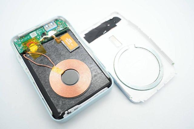 如何检测移动电源的容量，怎么测量移动电源电池容量（兼具小体积与10000mAh大容量）