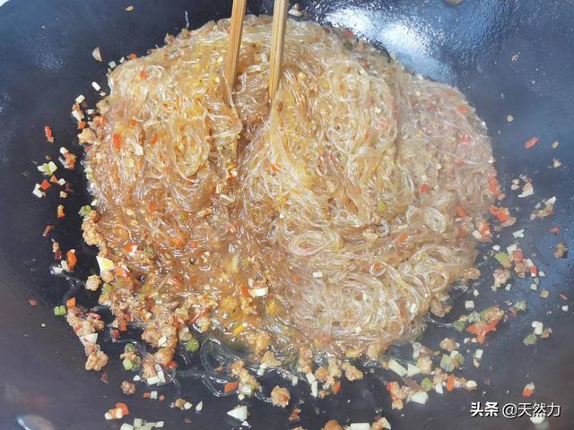 粉条煮多久能熟（肉末粉丝煲的家常做法）