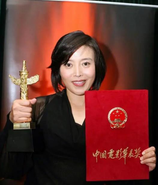 孙红雷与于嘉丽这几年见过面吗，提出和年迈体衰的丁嘉丽分手