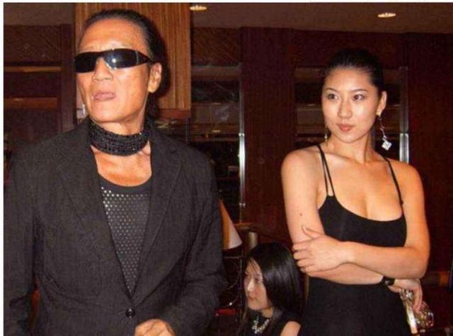 谢贤前女友Coco：用12年青春换来2000万分手费，36岁的她怎么样了