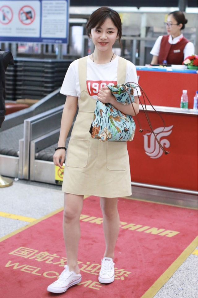 谭松韵图片，谭松韵图片锦衣之下（谭松韵这小包子脸真可爱）