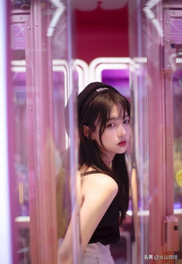 学院风裙子这么搭配秒变校园女神，学院风格裙子（还记得你的初恋吗）