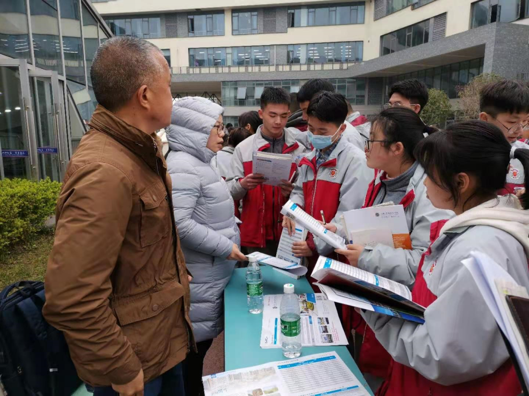 四川文化艺术学院是几本，四川师范大学（四川省12所本科高职单招计划汇总）