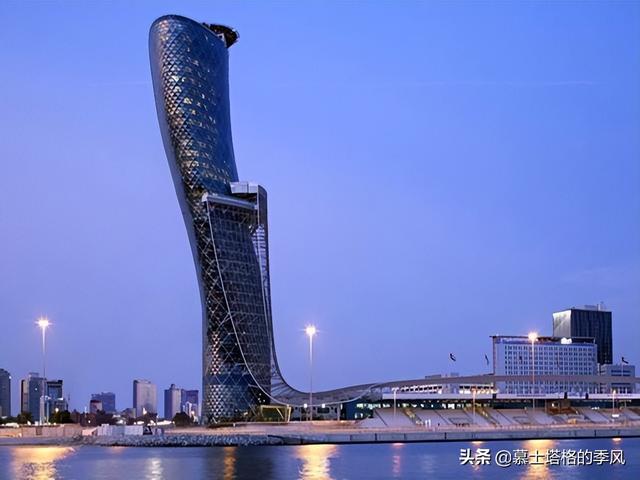 世界十大建筑奇迹，全球十大建筑奇迹（重庆来福士、上海金融上榜）