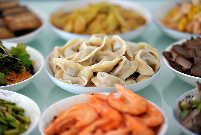 饺子煮多长时间，饺子煮多久（3种“福气馅”饺子别忘端上桌）