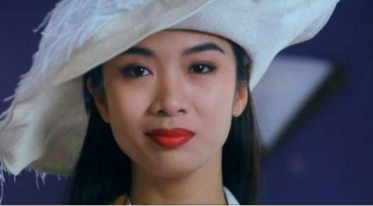 二,吴家丽:《僵尸至尊》饰演小丽