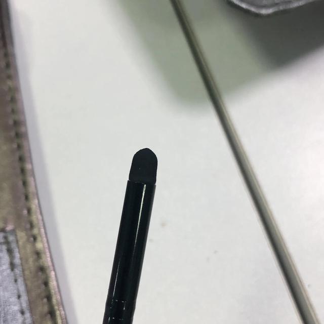 化妆初学者必备化妆工具，化妆初学者必备化妆工具图片（学化妆第一课：化妆工具的认识）