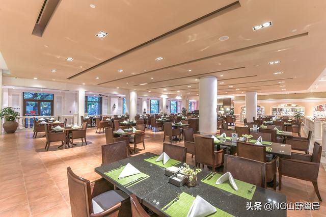 去厦门旅游住哪个酒店好实惠点，去厦门旅游住哪个酒店好实惠点的（以森林环境而著称）