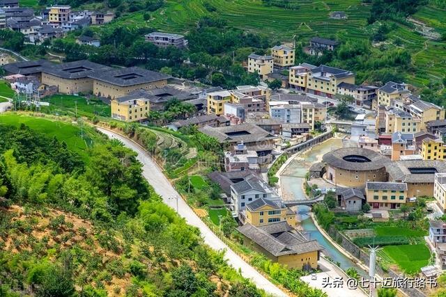 永定土楼和南靖土楼哪个好，南靖土楼和永定土楼有什么不一样（一张图看懂福建土楼怎么玩~附懒人旅行路书）