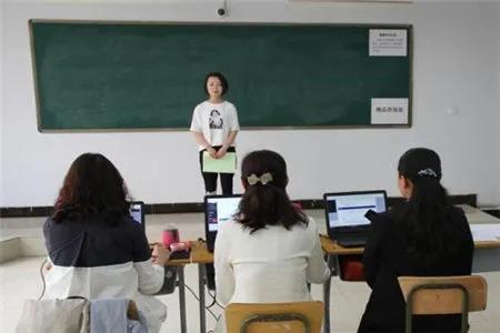 怎么样才能当老师，怎样才能进公办小学当老师（想成为一名在编教师）