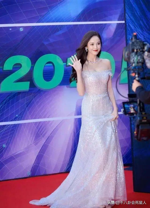 最漂亮的女明星前十名（个个美若天仙，这十位击中国人审美）