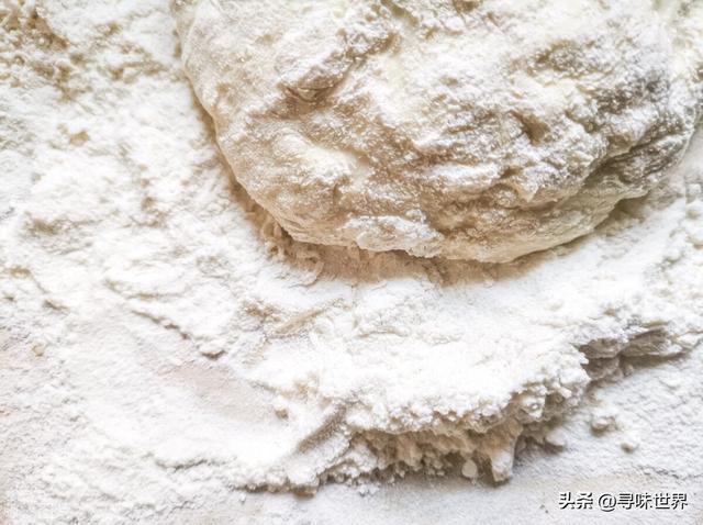 揉好的面团放冰箱可以放几天，和好的面放冰箱能放多久（答案告诉你面粉会过期变质）