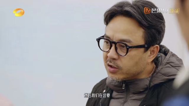 芒果台何炅和汪涵谁地位高，是因为他在另一个圈子里