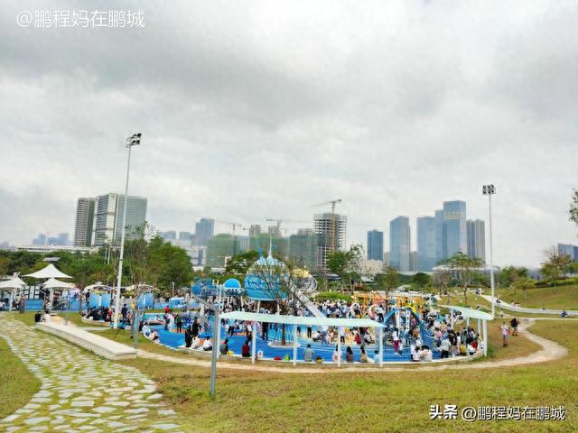 遛娃好去处：深圳北站新开的星空乐园人头涌涌，因为太好玩啦