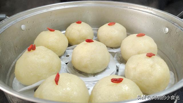 土豆包子馅怎么做好吃，土豆丝馅蒸包的做法（减肥者的“福音”）