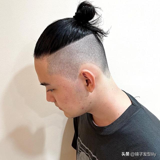 男士长发发型图片，帅气的男中长发发型（4种又帅又时尚的男士发型）
