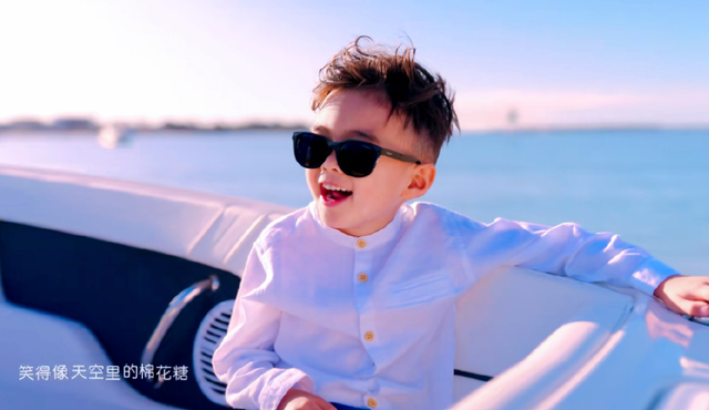 吉他 粉色 小清新，吉他的图片大全唯美（儿子罗密欧首次出镜）