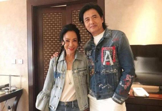 终于明白，陈荟莲不漂亮，也没有孩子，周润发为何独宠她38年了