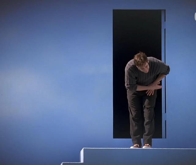 楚门的世界英文影评，《楚门的世界》英文（《楚门的世界》影评）