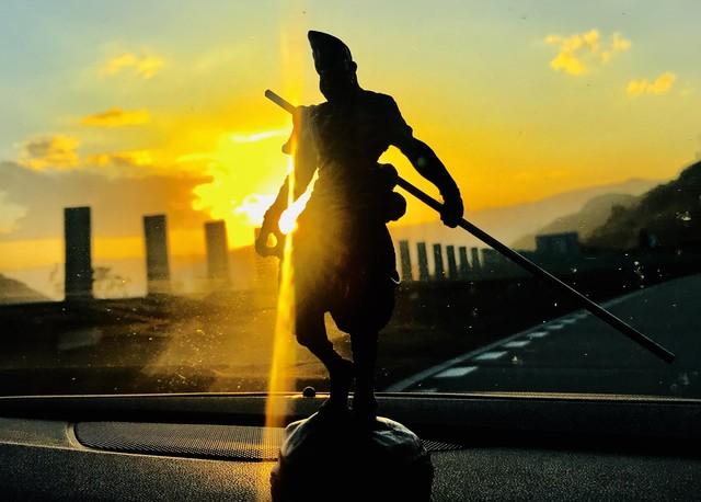 有趣的故事小学生，小学生趣味故事（20个很搞笑的脑筋急转弯含答案）