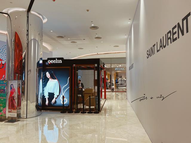 离我最近的百货商场，离我最近的商场百货（重庆解放碑旁边有个重庆时代广场）