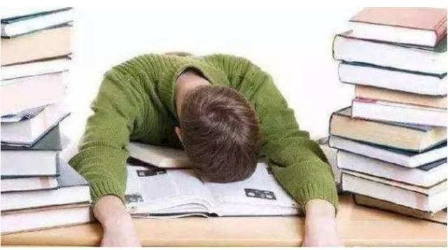 父母儿女都开放，父母如何正确教育孩子恋爱（为何老龄化还在上升）