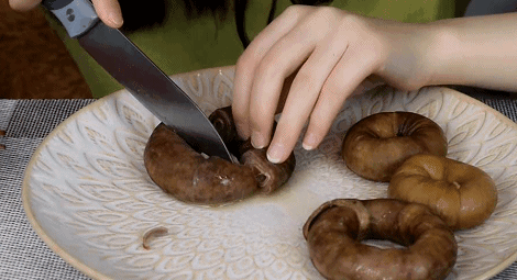 大肠和小肠的区别，羊大肠和羊小肠的区别（人生无常的大肠包小肠）