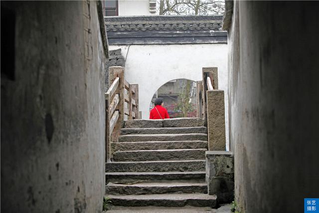 乌镇好玩吗，乌镇好玩吗值得去一下吗（素有“中国最后的枕水人家”之誉）