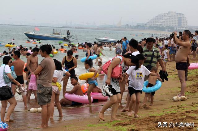 夏天适合到哪里去旅游，夏天去哪里旅游好（5个适宜暑期慢游的大城市）