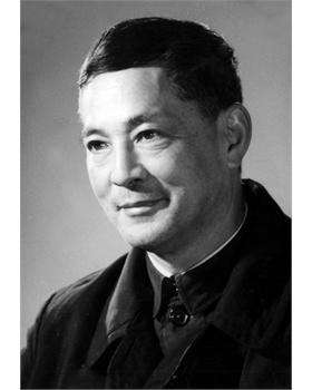 陈雨昂是陈红亲生的吗，陈红儿子陈雨昂（他为何转身就娶小16岁的陈红）