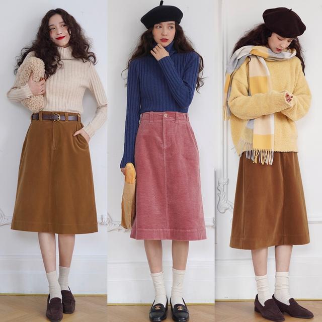 鞋子和袜子怎么搭，袜子鞋怎么穿搭（今年更流行“袜子+鞋子”）