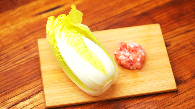 绿色有哪几种绿，翡翠的绿色有哪几种绿（西兰花和白菜花、紫甘蓝和卷心菜、韭黄和韭菜）