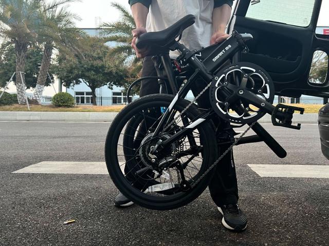 小米折叠公路自行车，小米有品“兰博基尼级”折叠自行车
