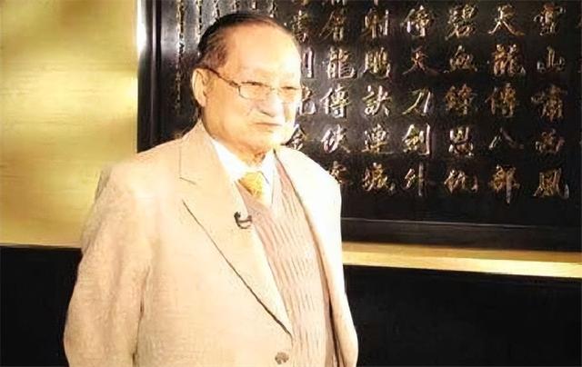 好听的女主名字，惊艳出尘清冷的女孩名（金庸给女子取名时）